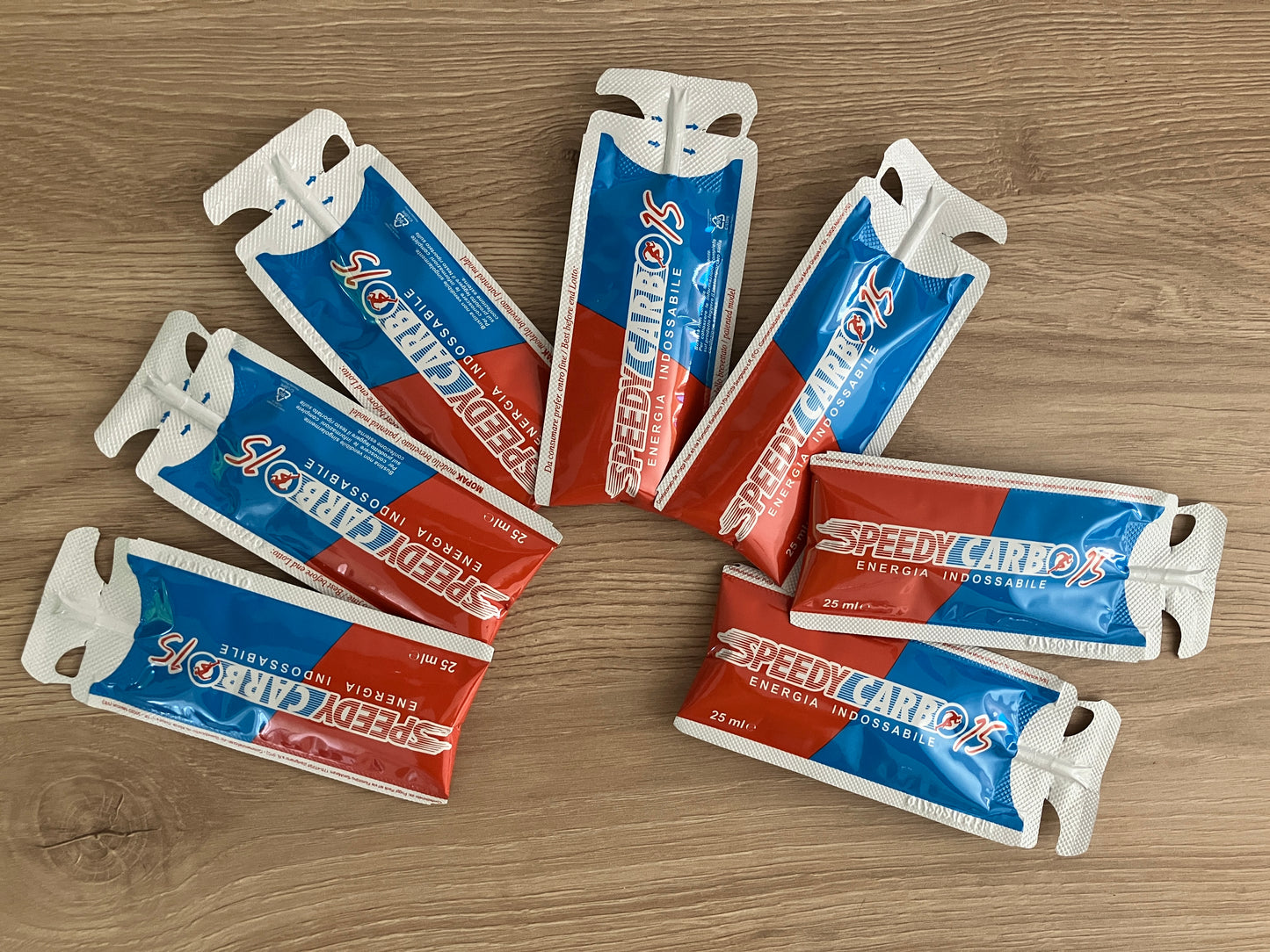 SpeedyCarbo 15 – Confezione da 15 bustine monodose (15g di zuccheri semplici cad.)